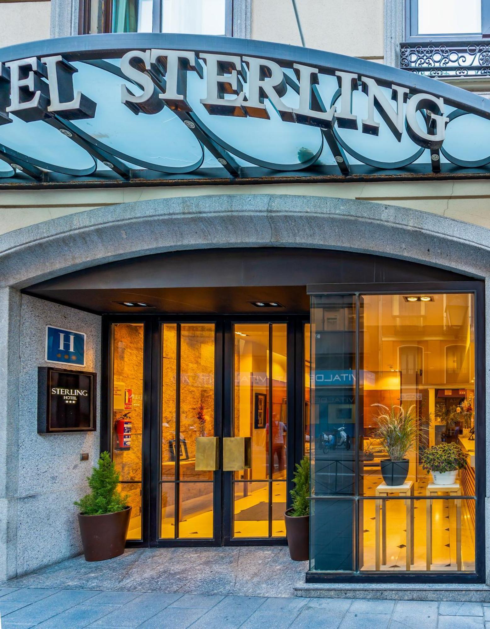 Sterling Hotel Madrid Bagian luar foto